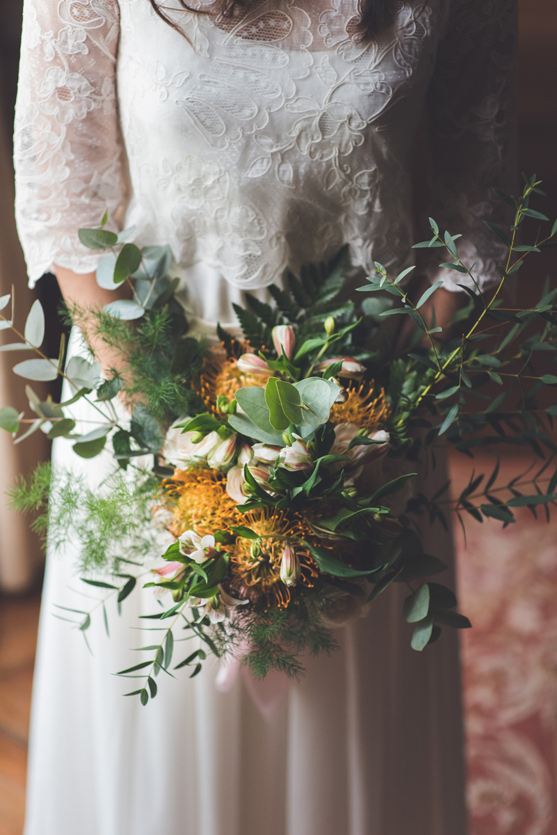 Feuillage eucalyptus mariage : décoration et composition florale par Elisabeth Delsol.