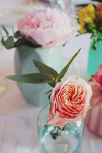 Composition Florale De Rose Et Bouquet Décorée Par Elisabeth Delsol