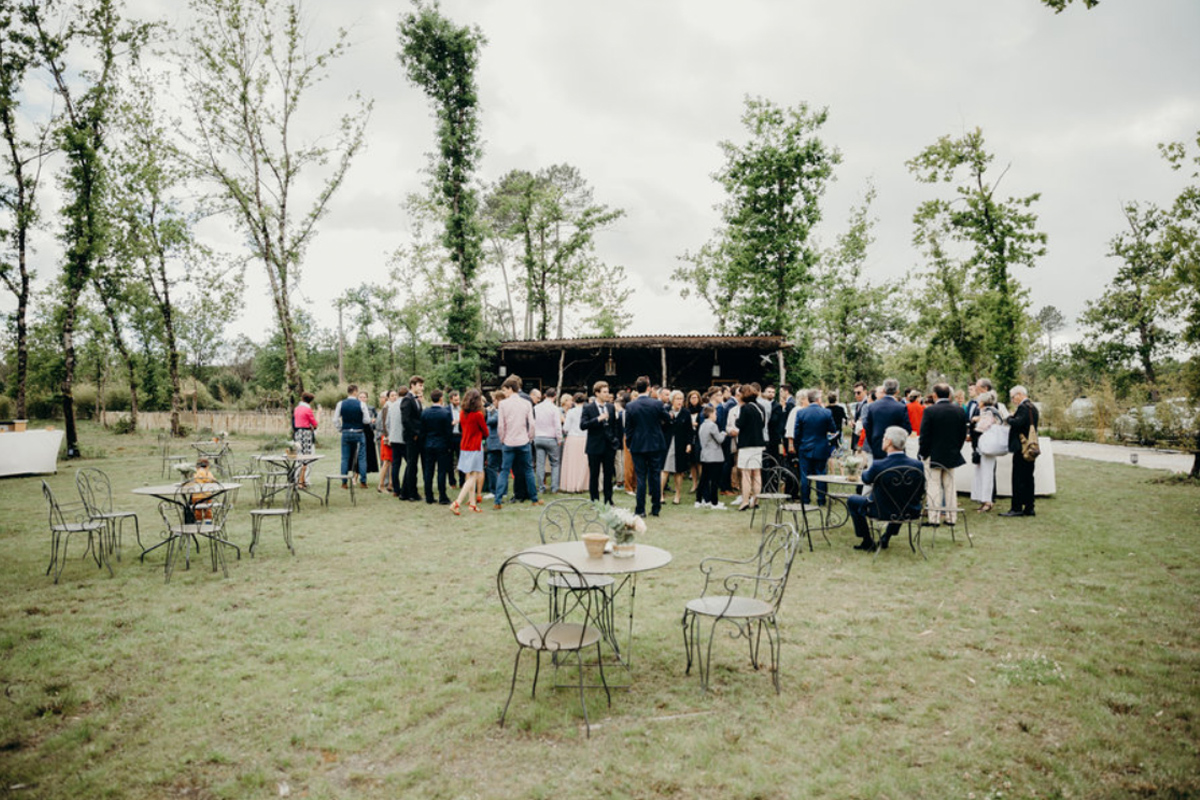 Un mariage dans les Landes et en extérieur dans le jardin du Domaine de Pétiosse.
