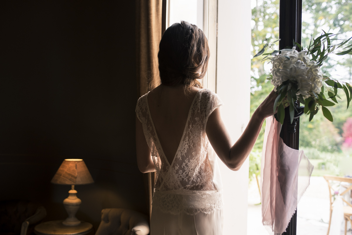Bouquet de mariée champêtre pour une déco en fleur de mariage.