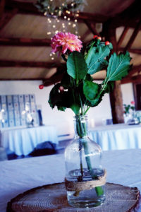 Vase Bouteille En Verre Mariage Et Décoration En Fleur De Centre De Table.